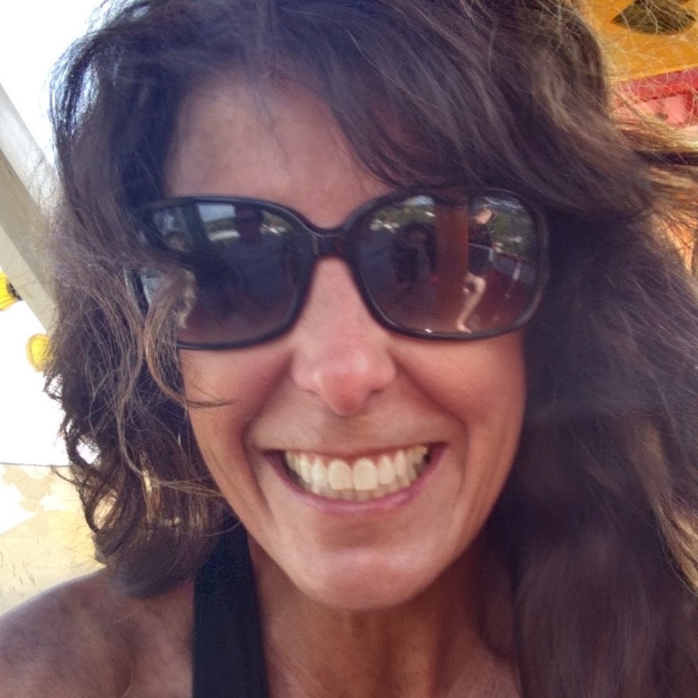 Meet your Posher, Dana